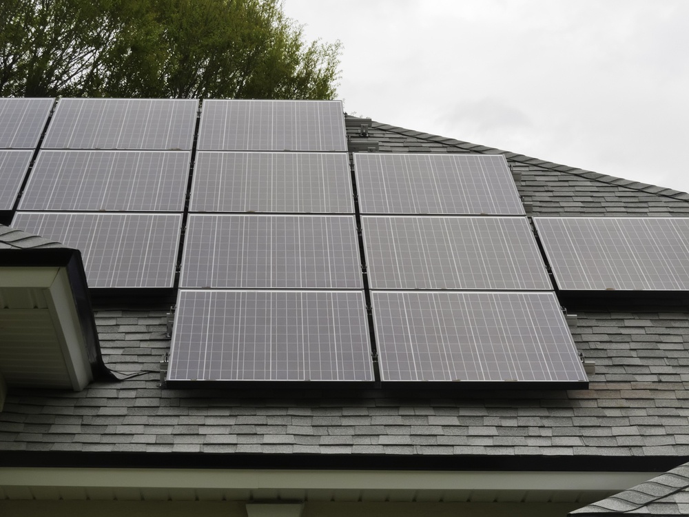 Solar_Panels_on_Roof